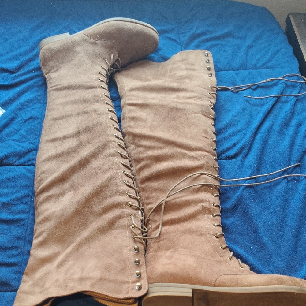 Women’s Tall Lace-Up Suede Boots - Tan Or Taupe Brown Color - Picture 8 of 9